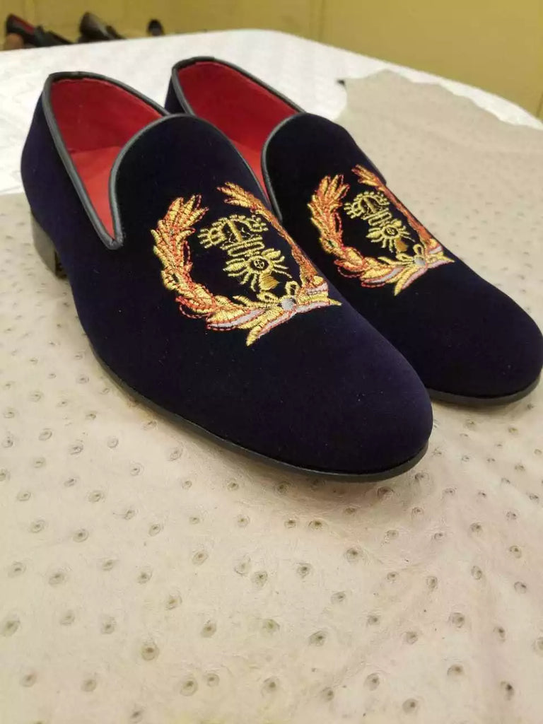 Men Handmade Shoes Black Velvet Slippers Embroidery Loafers Slip On Party Wear